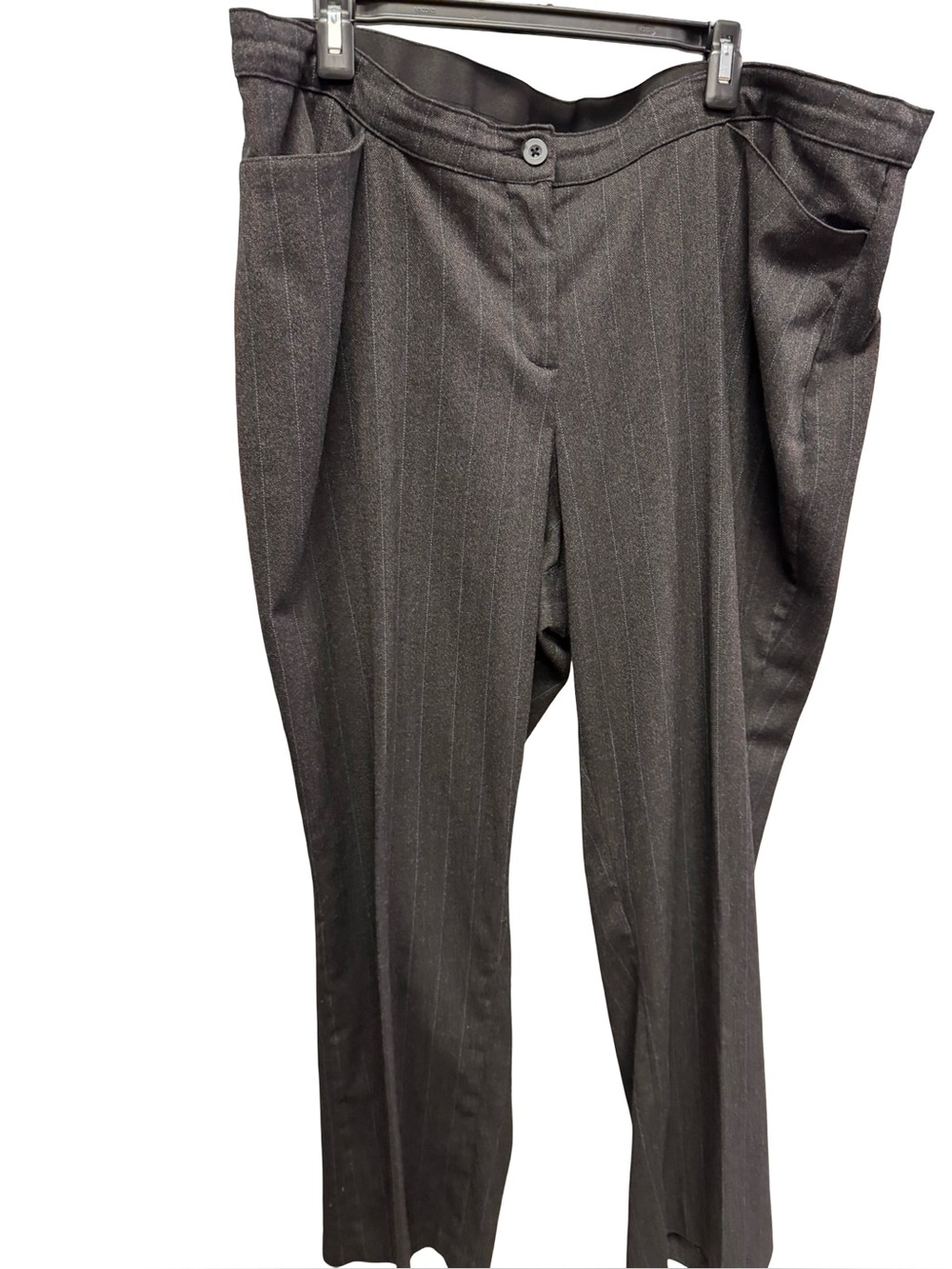 1057 / Lane Bryant Pin Stripe Pants Women’s Size 22